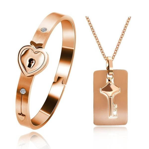 Couples Partner Jewelry Set Bracelet with Heart Lock and Necklace with Key Pendant Made of Stainless Steel, Silver-Colored