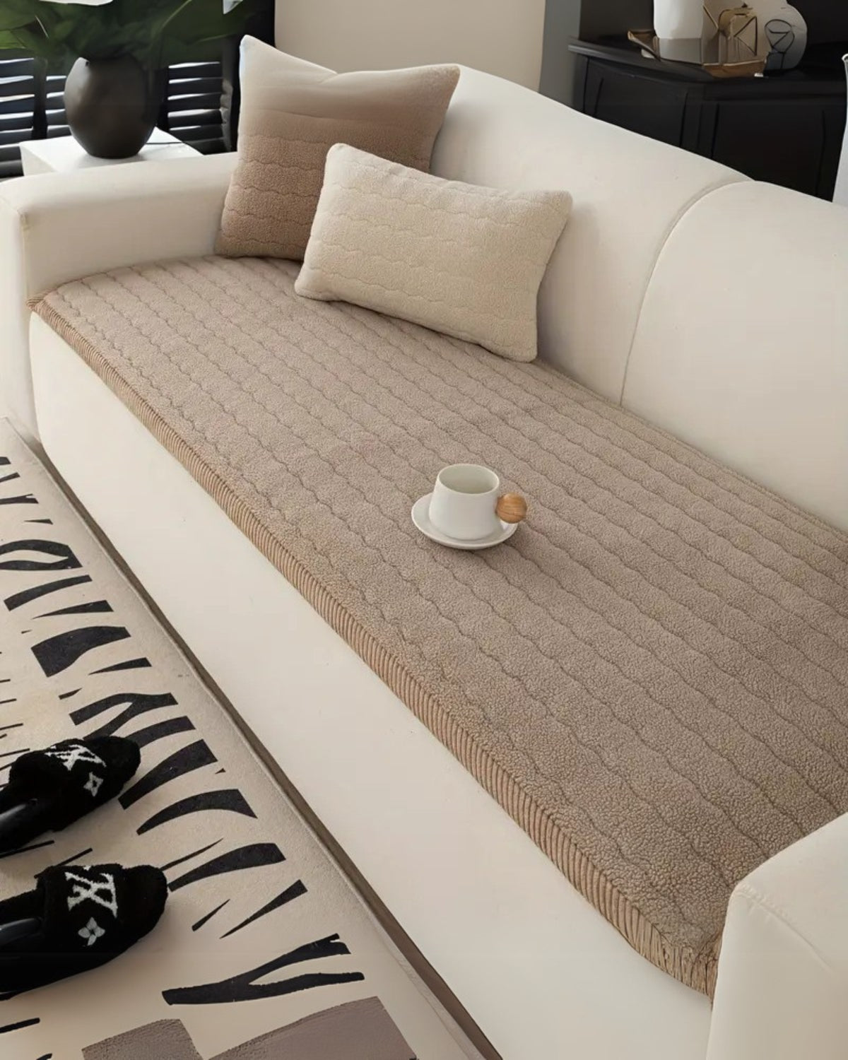 Veloria – Elegante Sofahusse aus Kuschelweich-Wolle