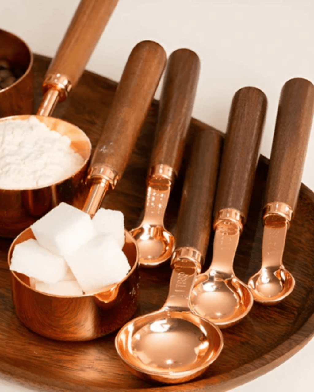 Kupferglanz Messzauber – Elegantes Messset für Präzision in der Küche - Bolania