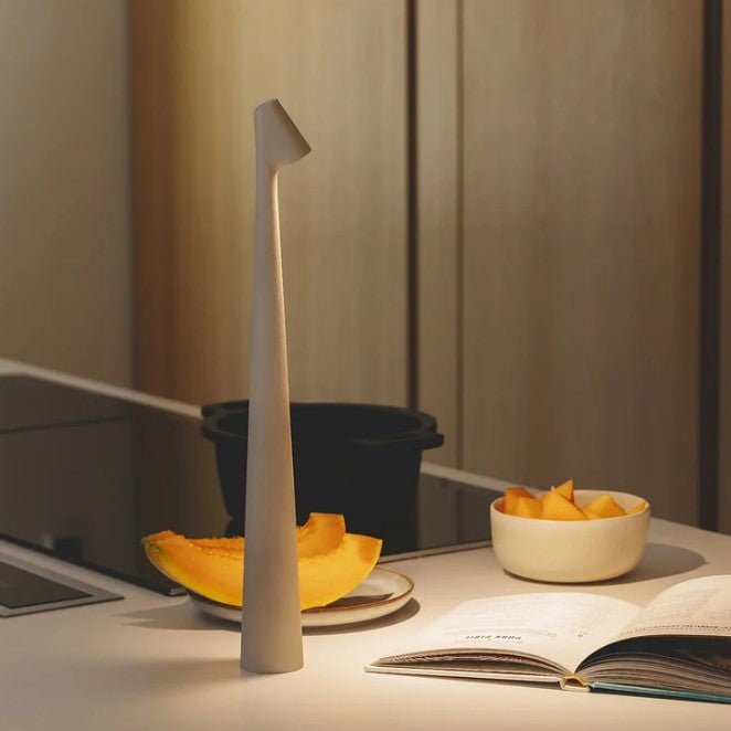 Bolania | Tischleuchte - Minimalistisch, hell und stilvoll - Ideal für Innenräume