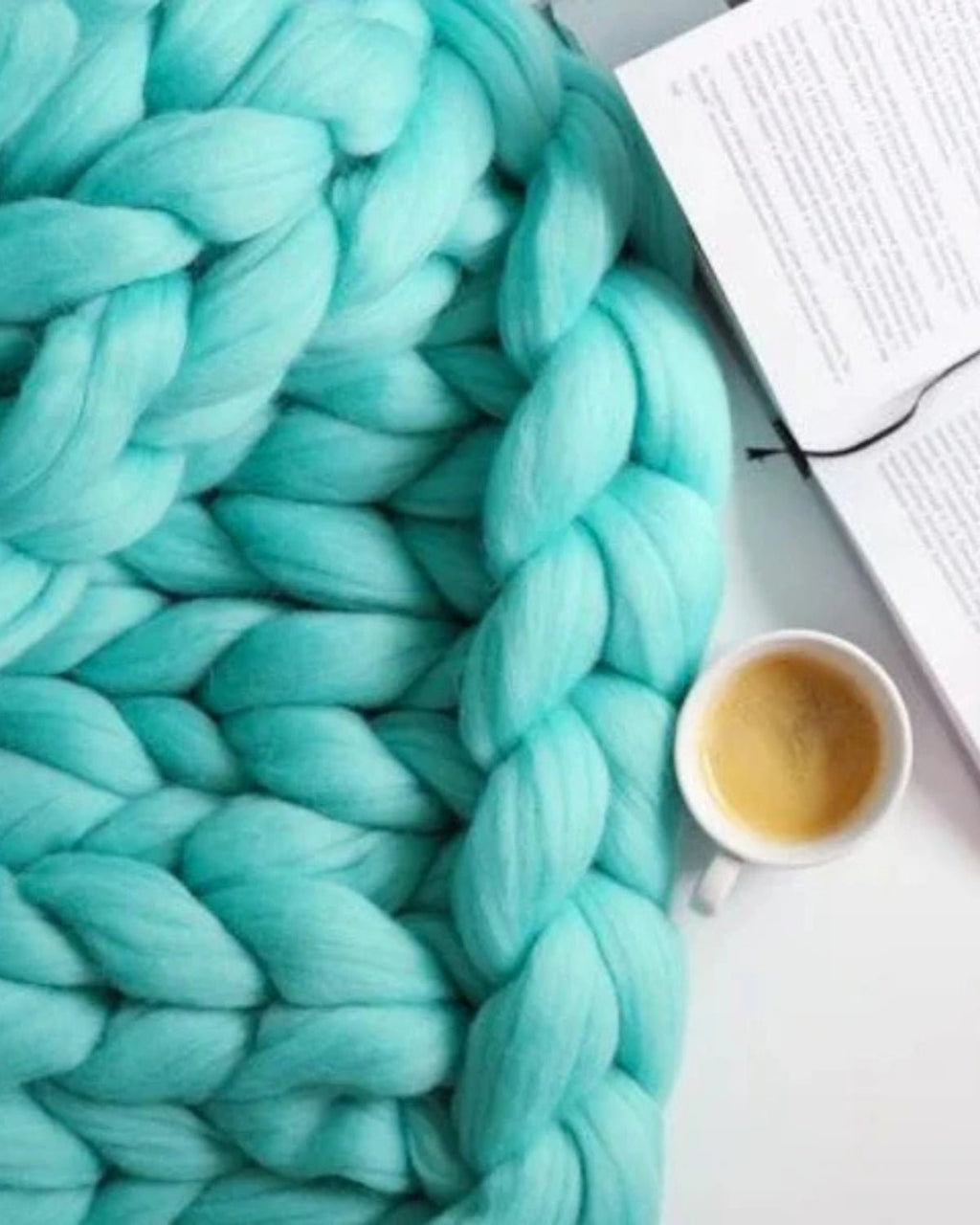 Majesté Luxe – Handgestrickte Kuscheldecke mit Extrastarker Struktur - Bolania