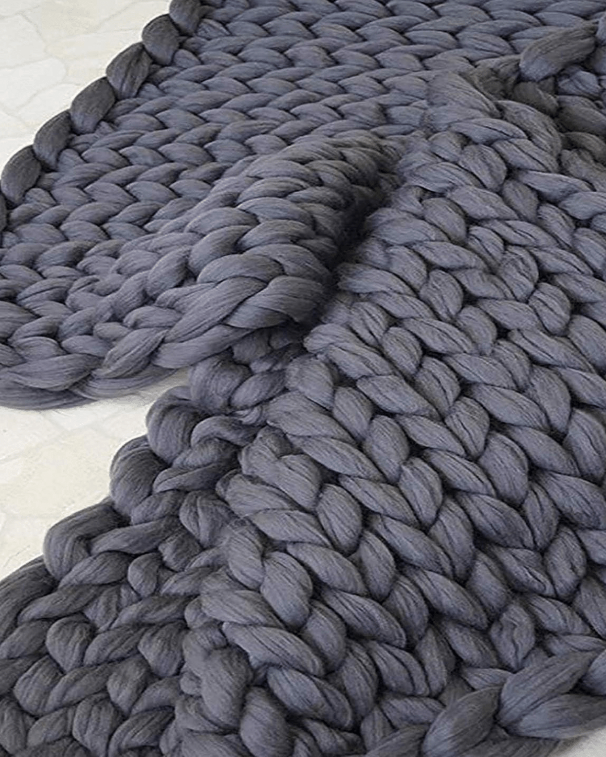 Majesté Luxe – Handgestrickte Kuscheldecke mit Extrastarker Struktur - Bolania