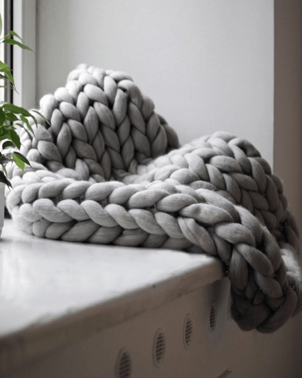 Majesté Luxe – Handgestrickte Kuscheldecke mit Extrastarker Struktur - Bolania