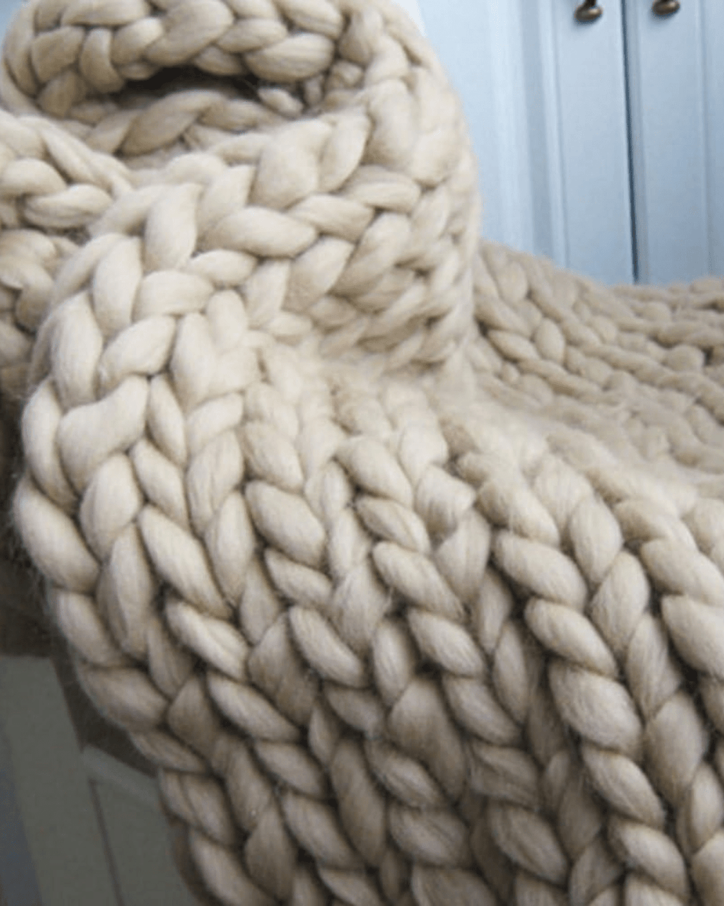 Majesté Luxe – Handgestrickte Kuscheldecke mit Extrastarker Struktur - Bolania