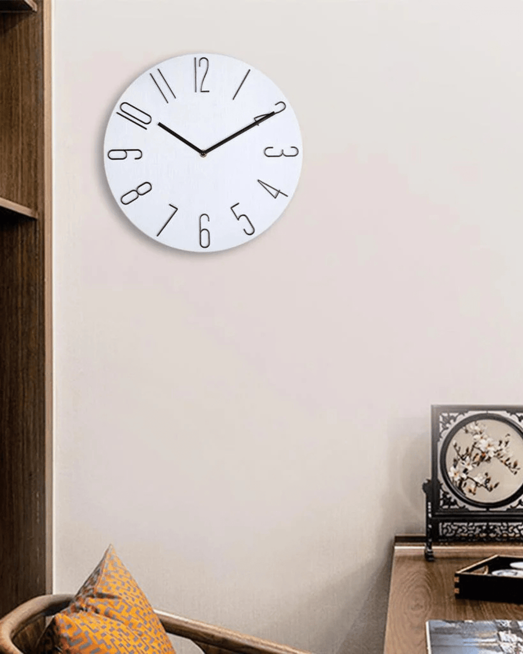 Nordica – Minimalistische Wanduhr aus Holzoptik - Bolania