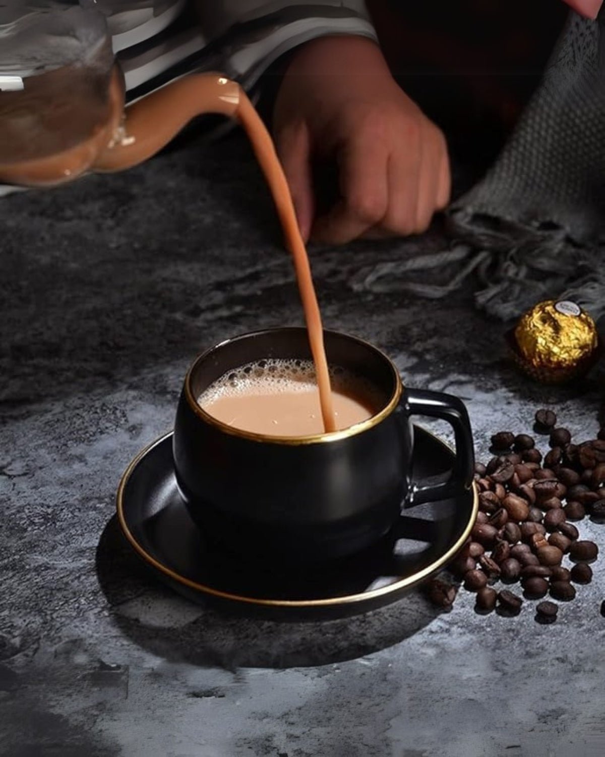 Parisa – Luxuriöses Teeservice aus Porzellan - Bolania