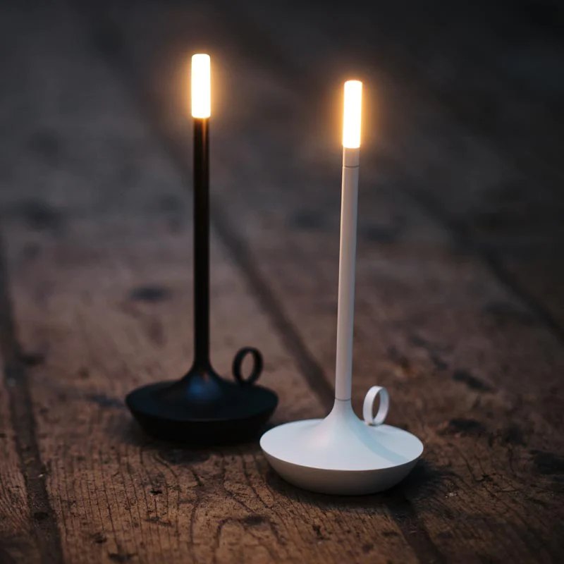 Bolania | Kerze - Elegante Tischlampe aus Metall und Glas - Schickes Ambiente