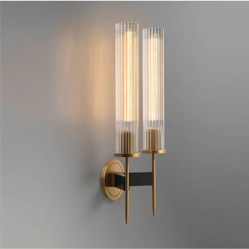 Bolania | Wandleuchte - Stilvolles geriffeltes Glas & Kupferoberfläche - Moderne Beleuchtung