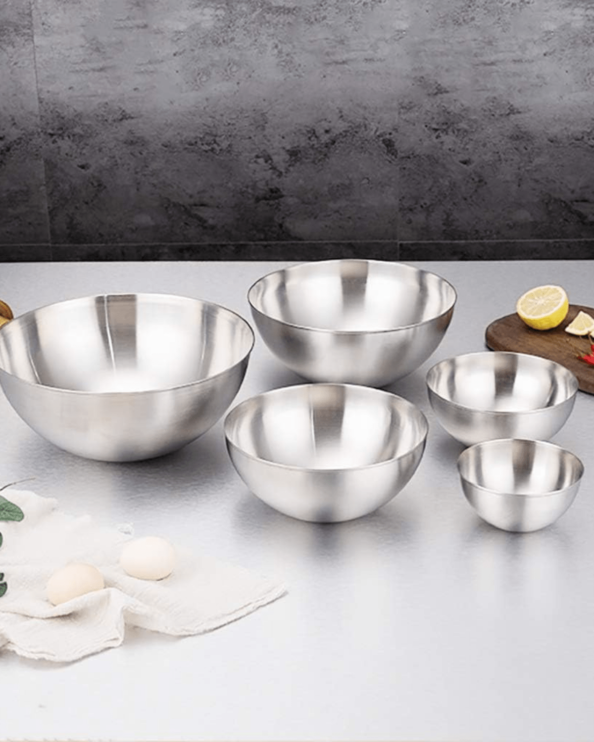Stahlvera Schüsseln – Elegantes 5er - Set für Perfektes Mixen - Bolania