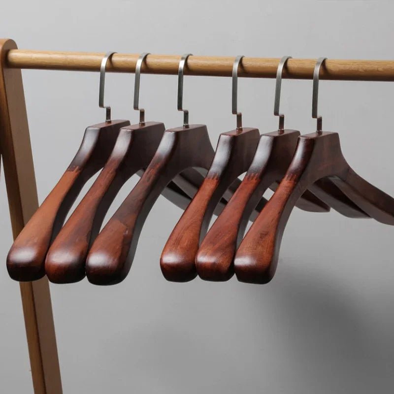 Sylvan Holz - Kleiderbügel – Skulpturale Eleganz für Anzug & Mantel - Bolania