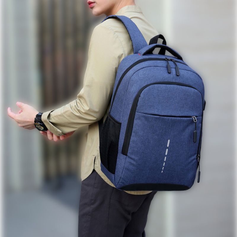 Ultraleichter Wasserabweisender Rucksack mit USB - Anschluss Reflektierenden Akzenten und Anti - Diebstahl - Reißverschluss für Schule Pendeln und Reise - Bolania