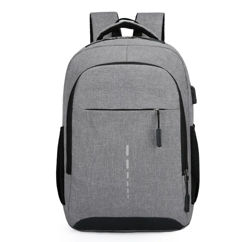 Ultraleichter Wasserabweisender Rucksack mit USB - Anschluss Reflektierenden Akzenten und Anti - Diebstahl - Reißverschluss für Schule Pendeln und Reise - Bolania