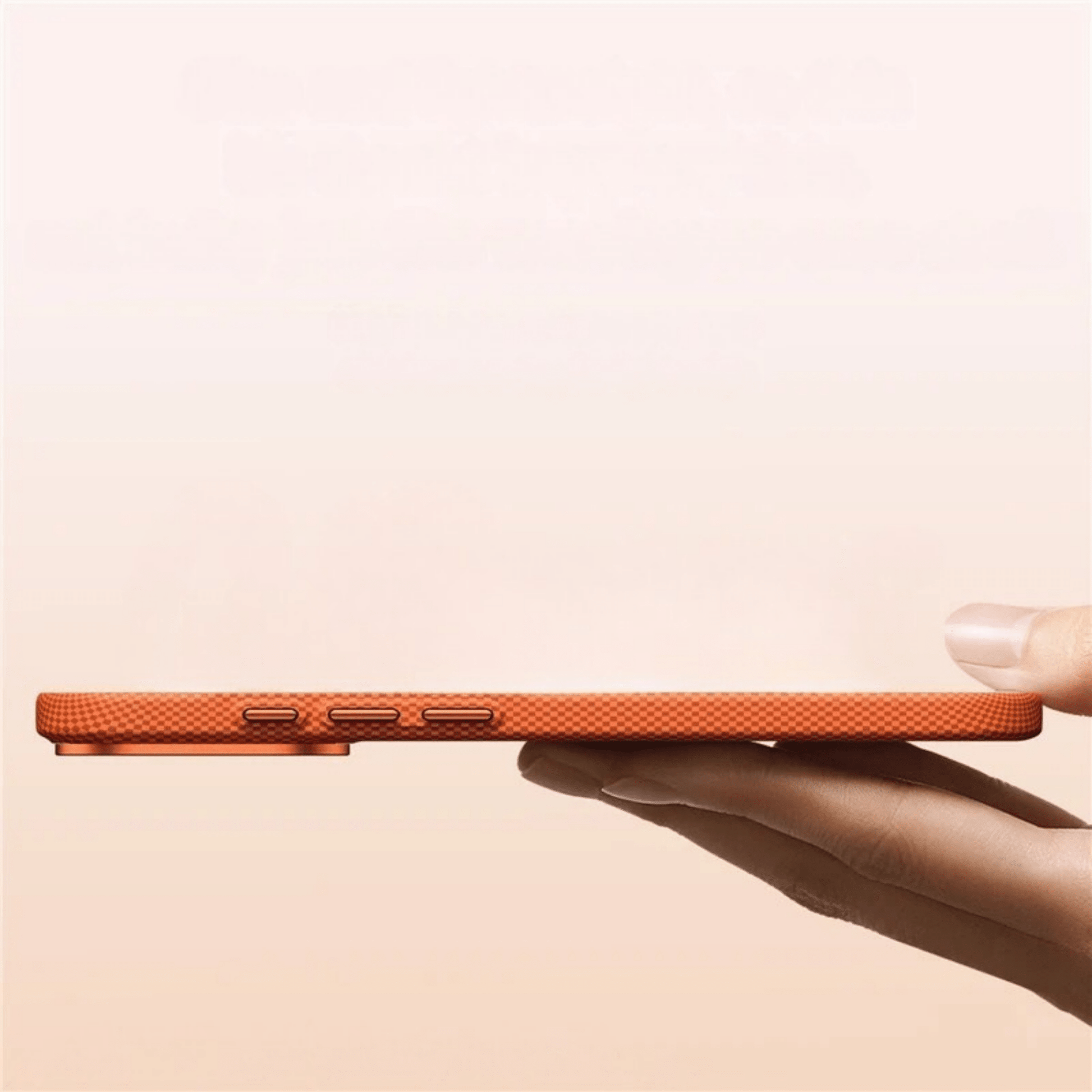 Ultraschlanke iPhone Hülle aus Polycarbonat mit MagSafe Matte Karo - Textur und Erhöhtem Kameraschutz - Bolania
