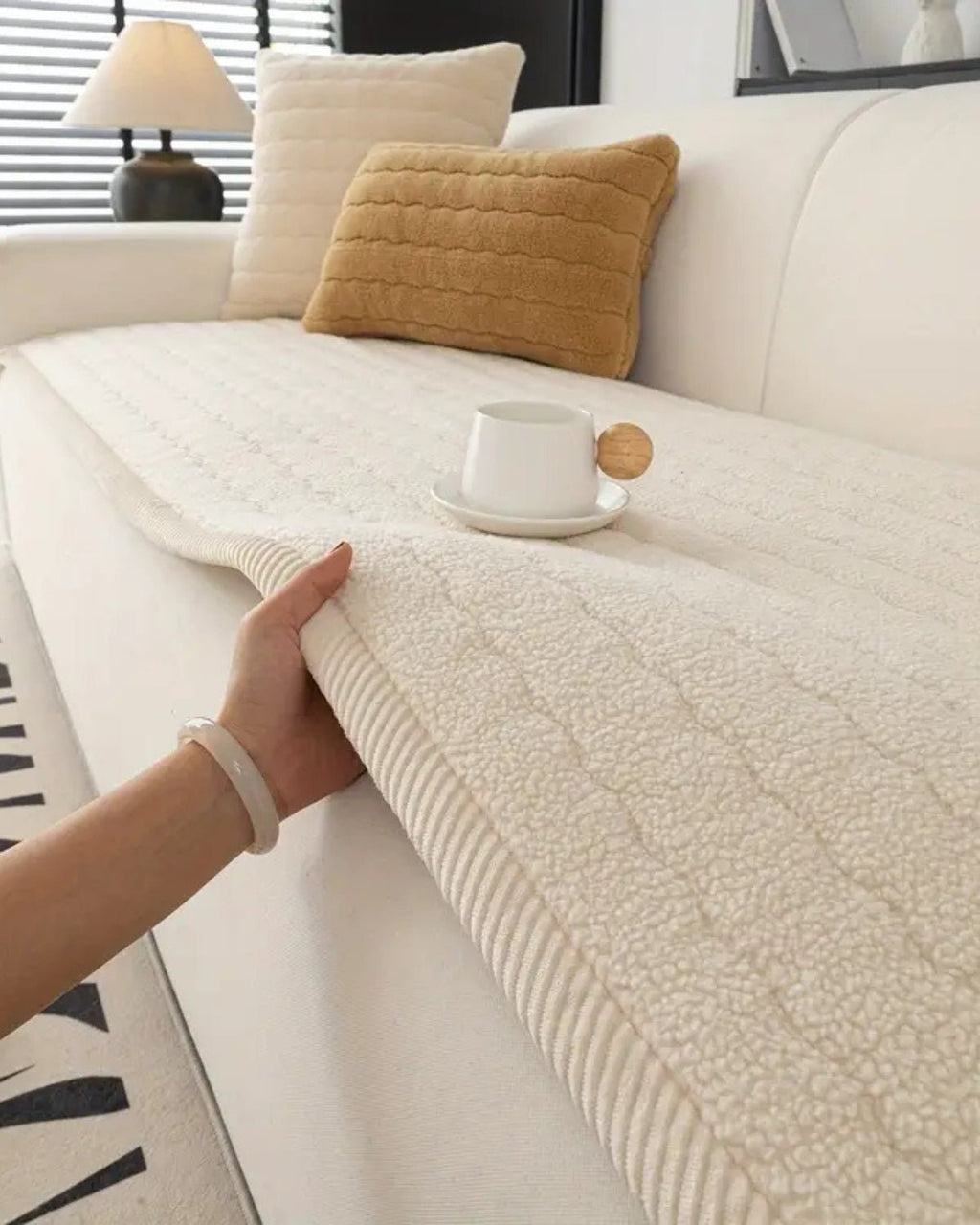 Veloria – Elegante Sofahusse aus Kuschelweich - Wolle - Bolania