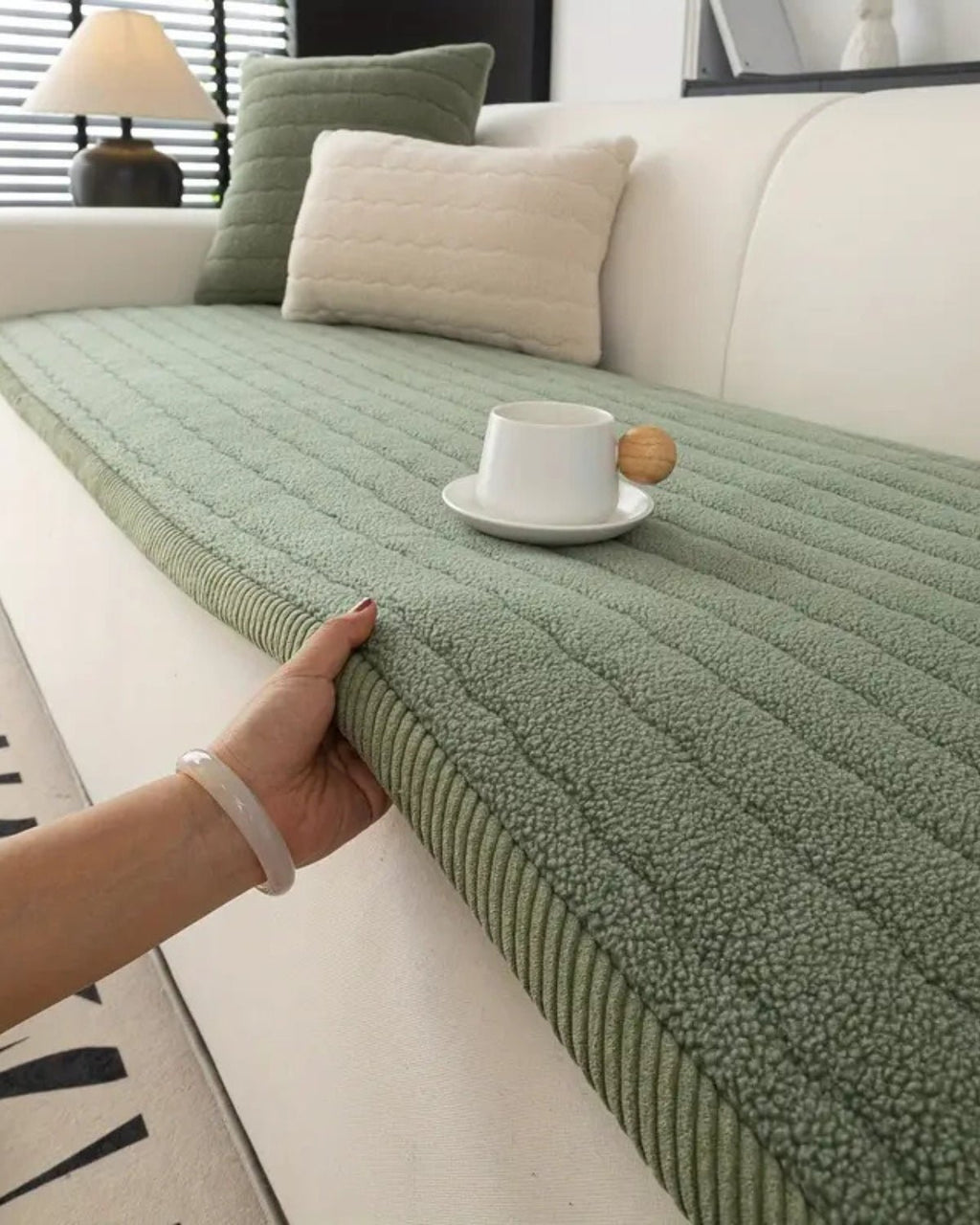 Veloria – Elegante Sofahusse aus Kuschelweich - Wolle - Bolania