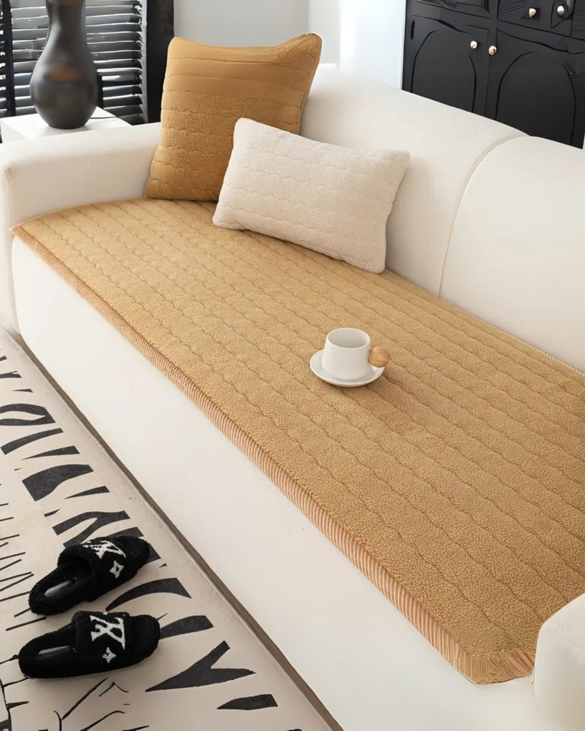 Veloria – Elegante Sofahusse aus Kuschelweich-Wolle